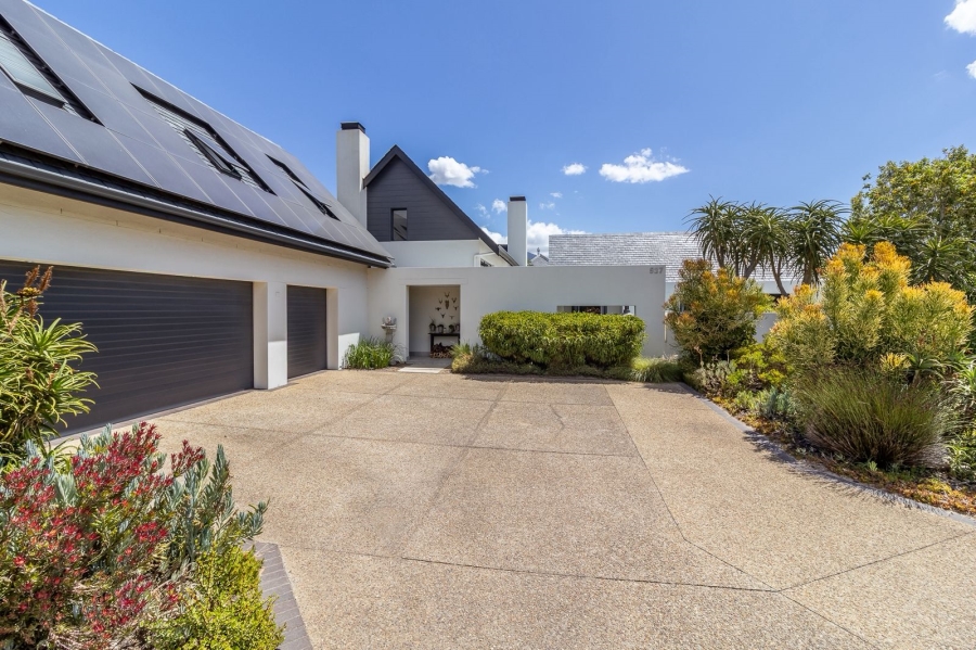 4 Bedroom Property for Sale in Pearl Valley at Val de Vie Western Cape